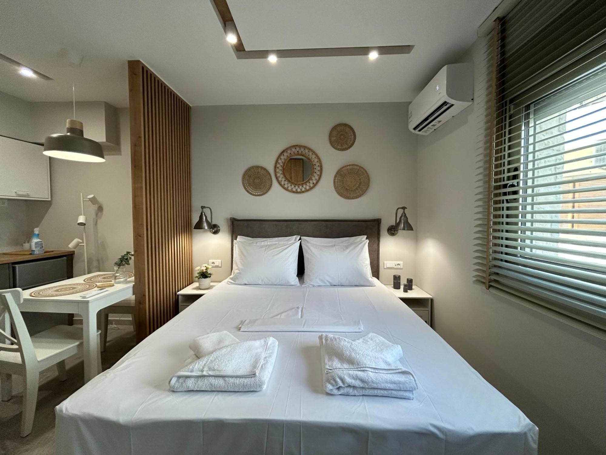 Armonia Small Luxury Apartments 依拉佩特拉 客房 照片