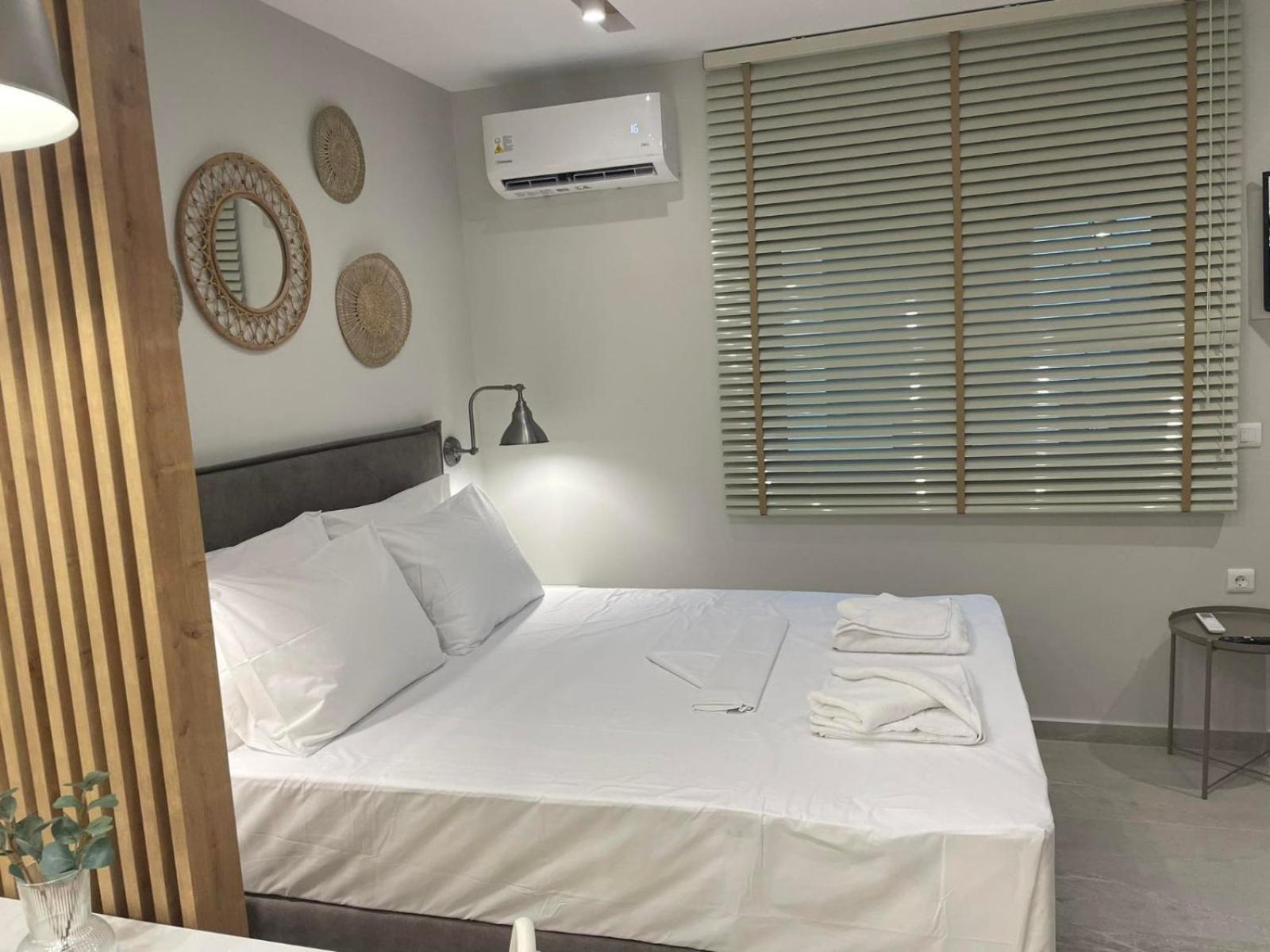 Armonia Small Luxury Apartments 依拉佩特拉 客房 照片