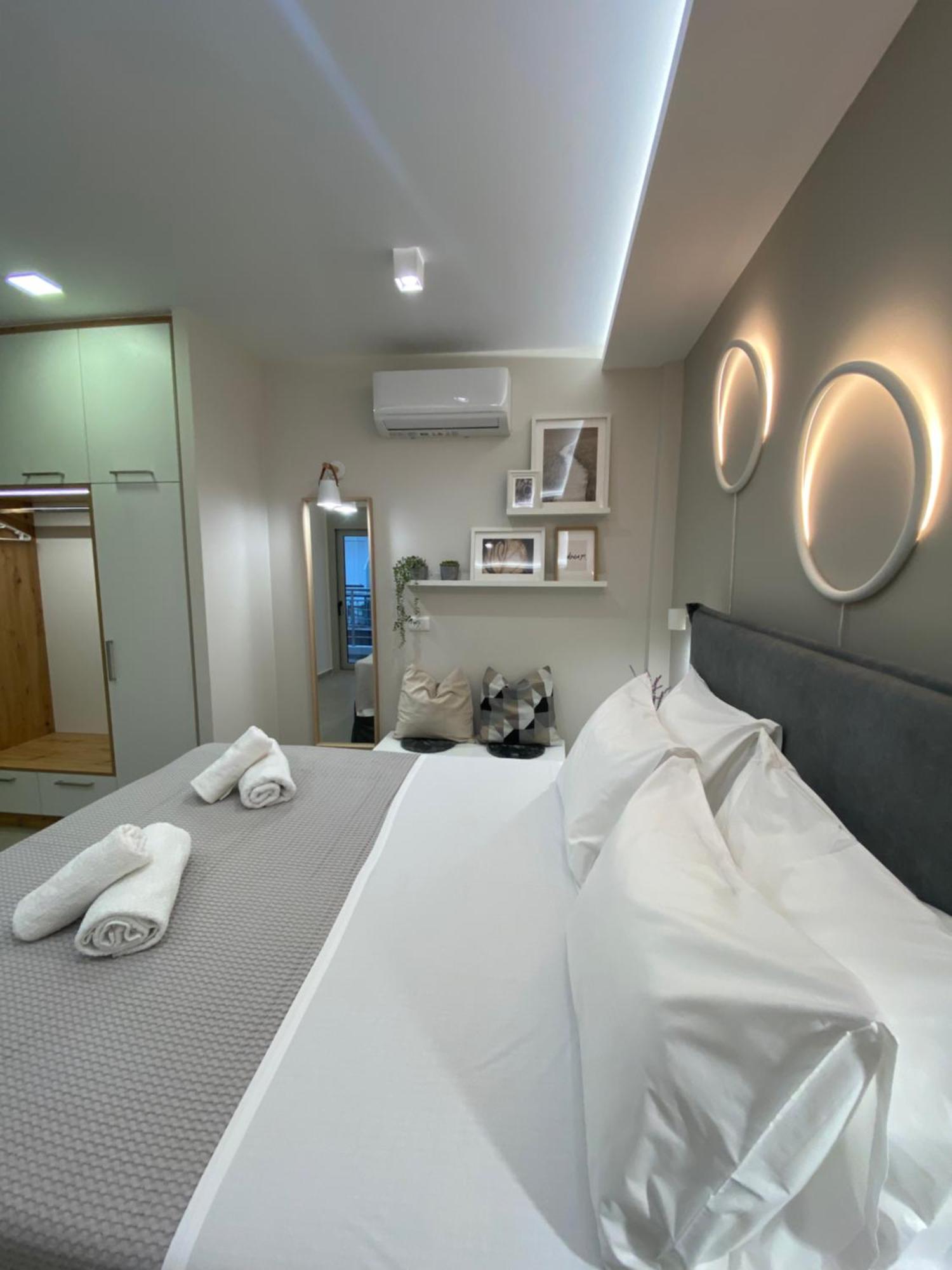 Armonia Small Luxury Apartments 依拉佩特拉 外观 照片
